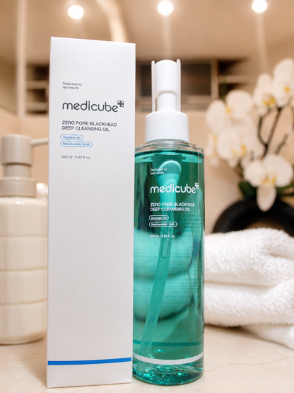 Medicube - Olejek głęboko oczyszczający z zaskórników Zero Pore, 205 ml