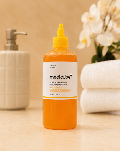 Medicube – Kojic Acid Turmeric Resurfacing Toner, 250 ml
