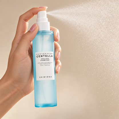 SKIN1004 Madagascar Centella Hyalu-Cica Cloudy Mist – mgiełka nawilżająca do twarzy, 120 ml
