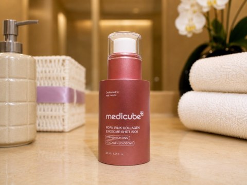 Medicube PDRN Pink Collagen Exosome Shot Ampoule 2000 - ampułka wygładzająca z PDRN i egzosomami, 30 ml