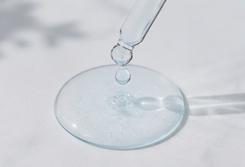 SKIN1004 Madagascar Centella Hyalu-Cica First Ampoule - ampułka intensywnie nawilżająca i kojąca do twarzy, 100 ml